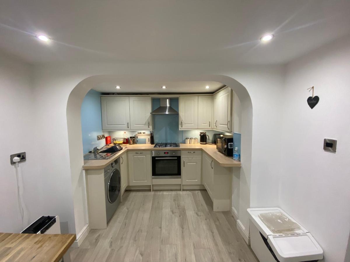 Sands Reach, Dog Friendly Tenby House ภายนอก รูปภาพ